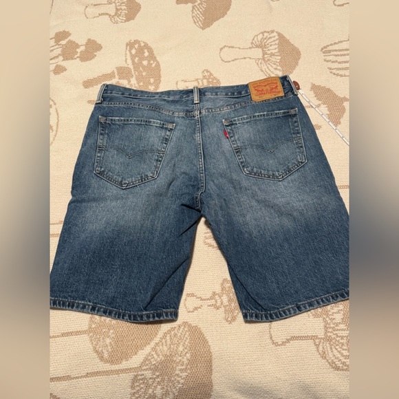 Levi's Distressed Denim Men Shorts - Picture 7 of 9